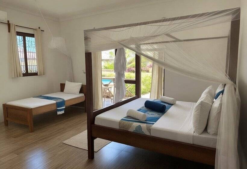 مبيت وإفطار Amber Lodge