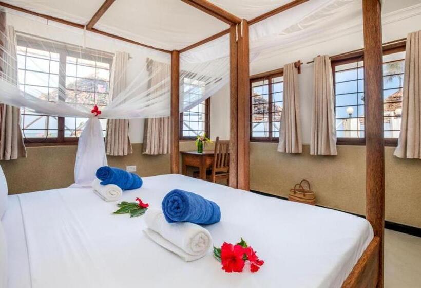مبيت وإفطار Amber Lodge