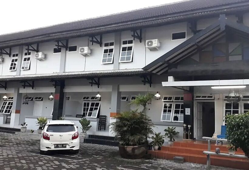 فندق Merak Indah