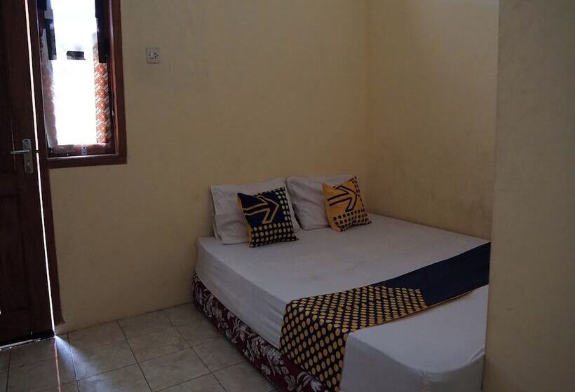 ホテル Spot On 92666 Rumah Kos Arafah Syariah