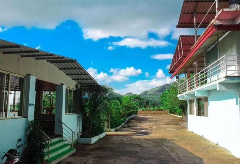Отель Wayfare Sp Resort