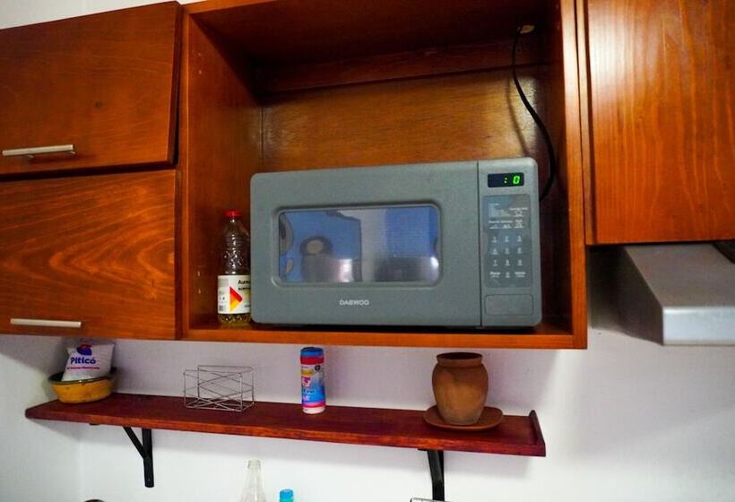پانسیون Hostal Chocolate Calenda