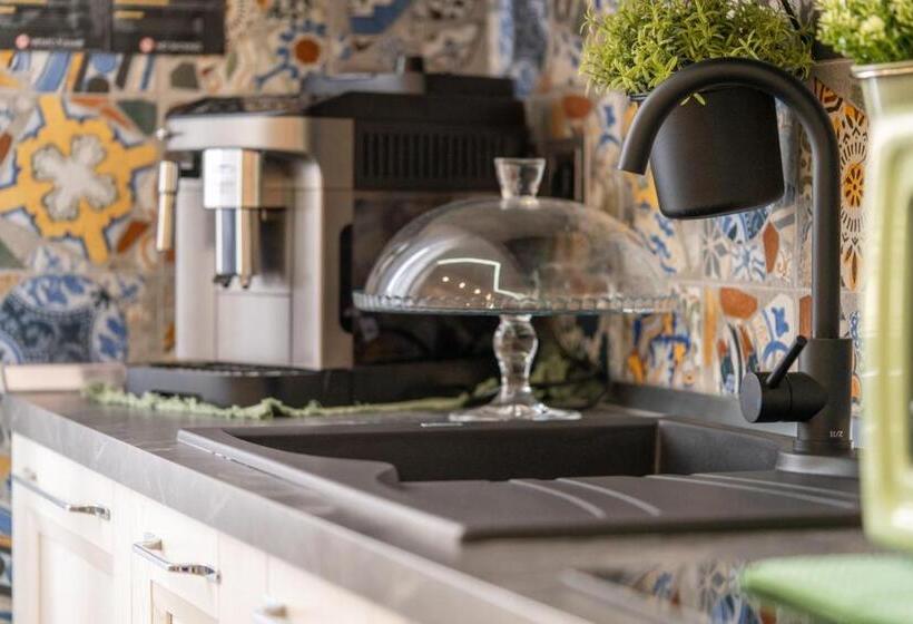 تختخواب و صبحانه Suites Matteotti 57