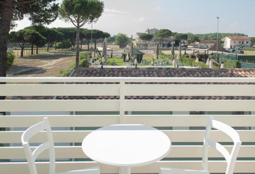 هتل Fiori Di Cardo   Agrimare