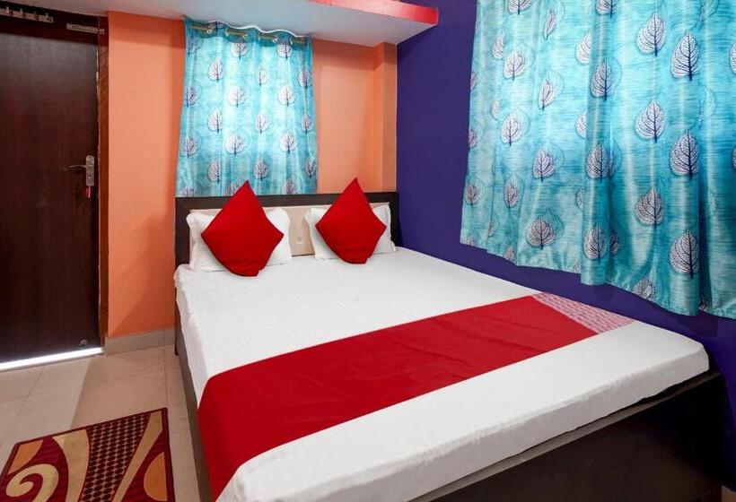 Oyo Flagship 81455 Hotel Rm