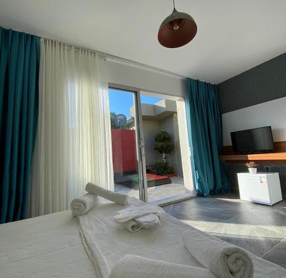 Seren Otel çeşme