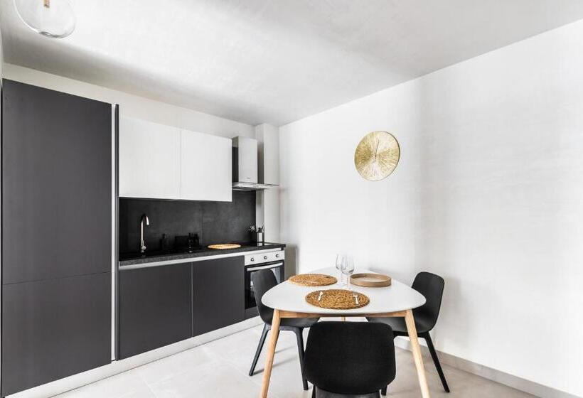 تختخواب و صبحانه Lior Apartment