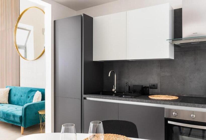 تختخواب و صبحانه Lior Apartment