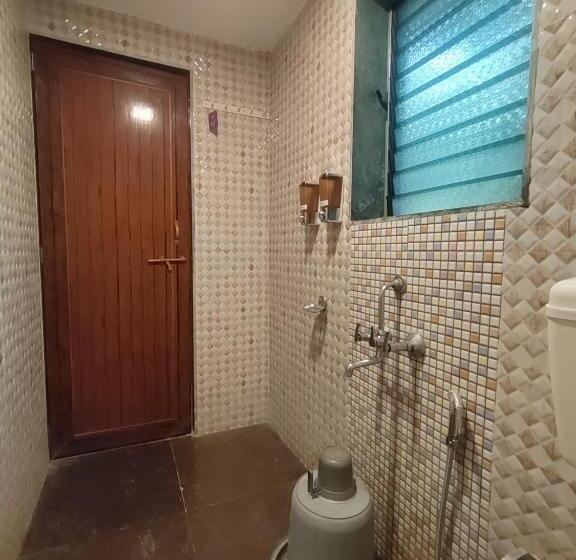 בית מלון כפרי Opulence Resort Awas Alibaug