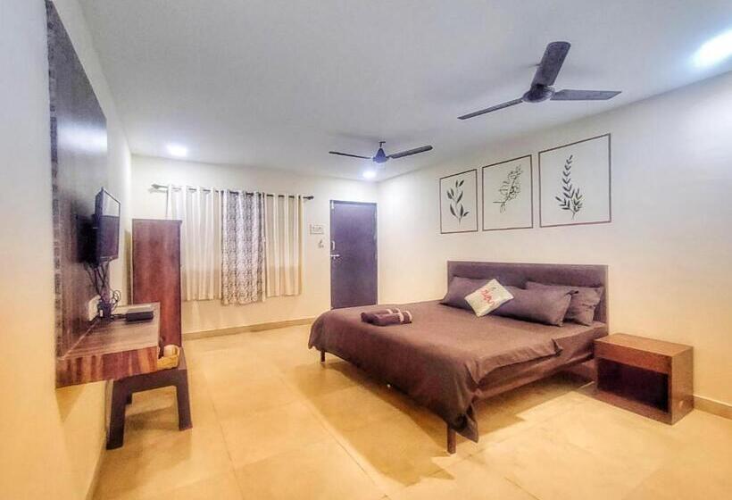 בית מלון כפרי Opulence Resort Awas Alibaug