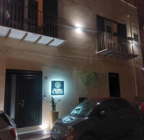 پانسیون Borgo La Chiusa