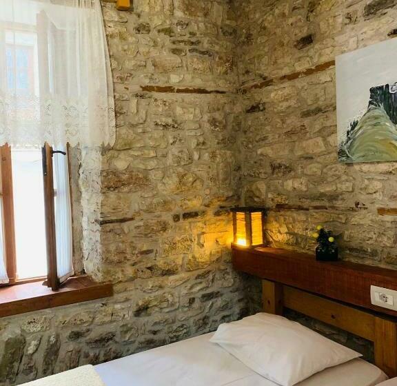 Guest House And Hostel Val Mar