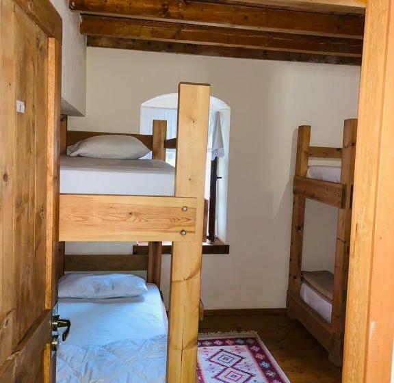 Guest House And Hostel Val Mar