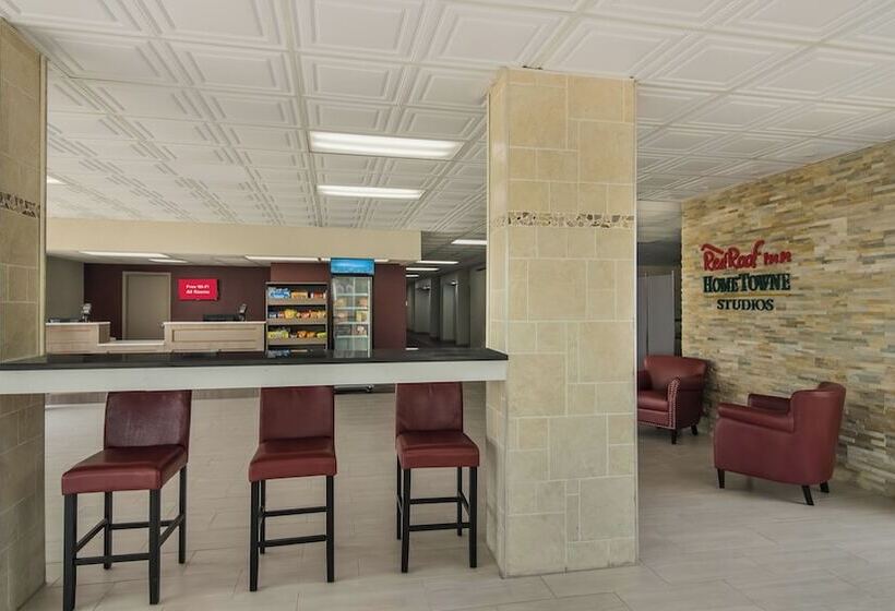 فندق Hometowne Studios By Red Roof And Conference Center Chicago N Aurora Naperville