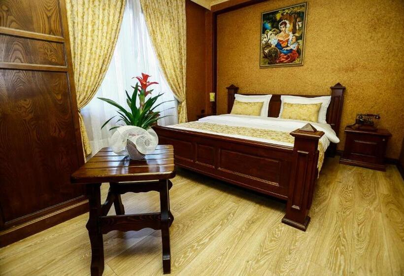 Misk Hotel & Resort