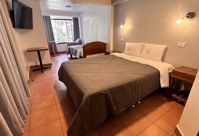 پانسیون Quechuas House Hostal & Coffee