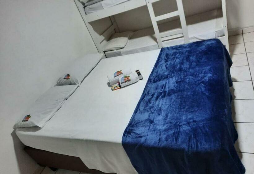 هاستل Pousada Praia Mongaguá Em Frente Ao Mar Com Piscina E Churrasqueira