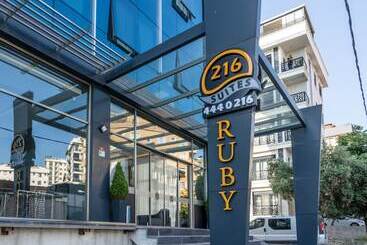 هتل 216 Ruby Suite
