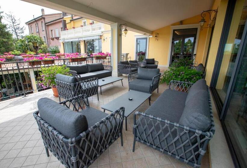هتل Albergo Canè