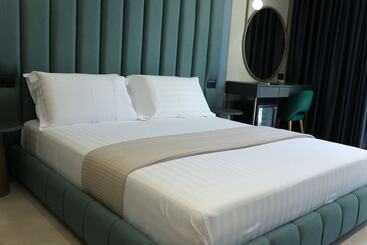 هتل Comfort Suites