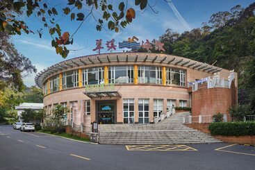هتل Guangdong Hot Spring