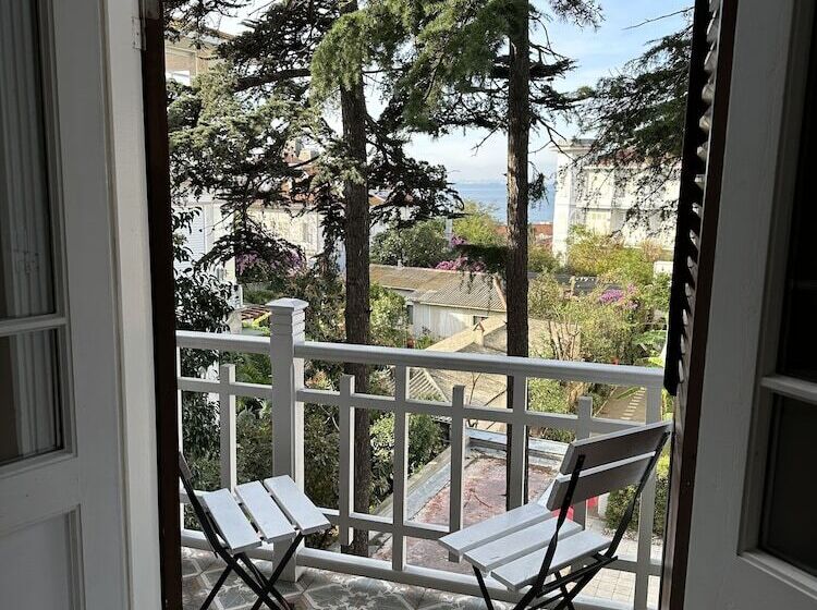 هتل Kensington Prince S Island Historical Mansion