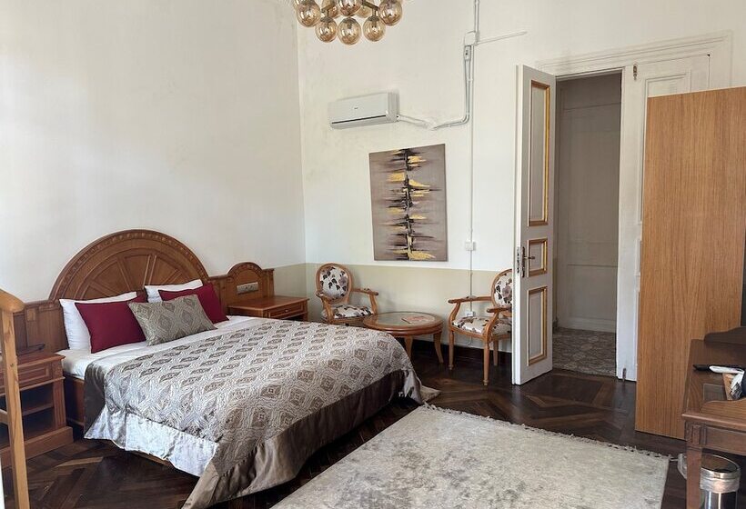 هتل Kensington Prince S Island Historical Mansion