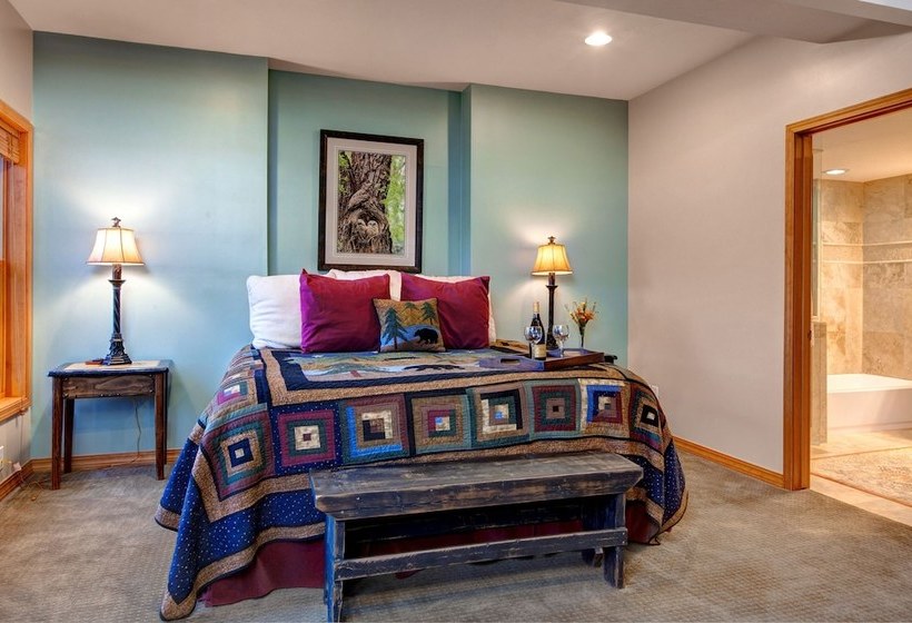 Abode On Woodside