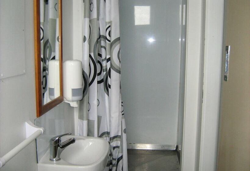 هاستل Downtown Backpackers & Accommodation