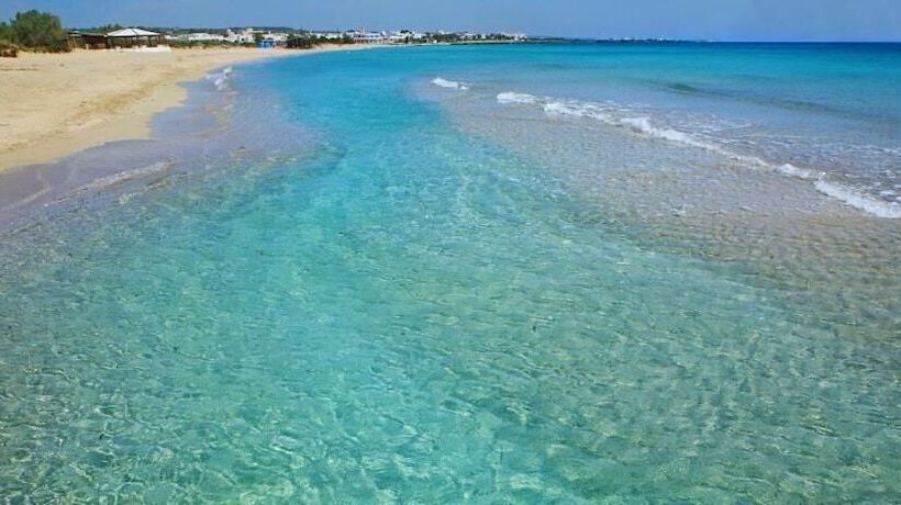 مبيت وإفطار Masseria Fano Relais & Wine