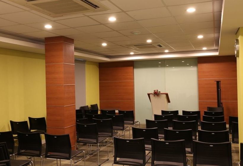 Fotos del hotel Citihub  @pecindilan, Surabaya:  3