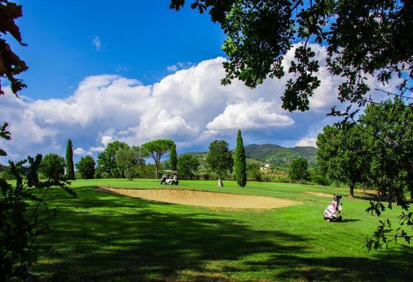 مسافرخانه La Foresteria Golf Montecatini Terme