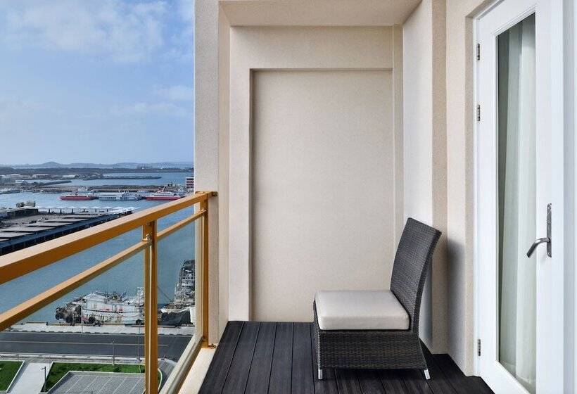 هتل Four Points By Sheraton Penghu