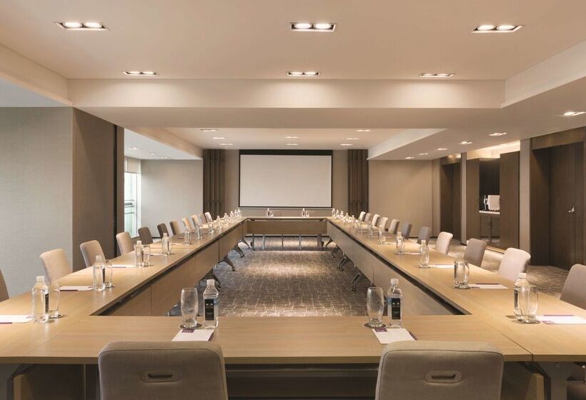 هتل Hyatt House Shenzhen Airport
