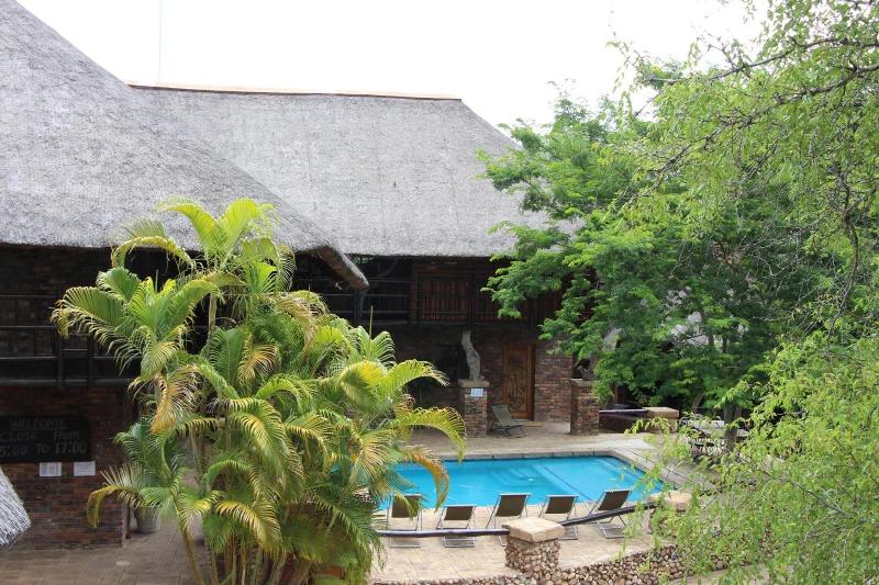 Отель Jabula Lodge
