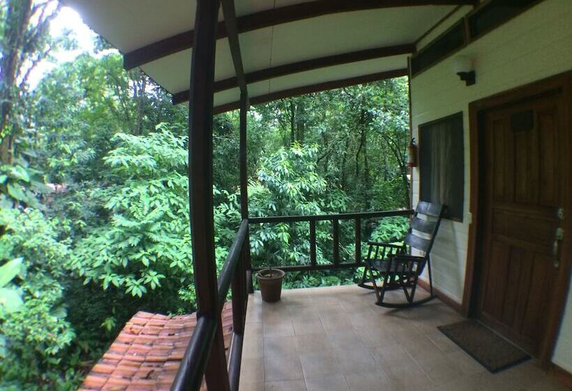 هتل Rana Roja Lodge