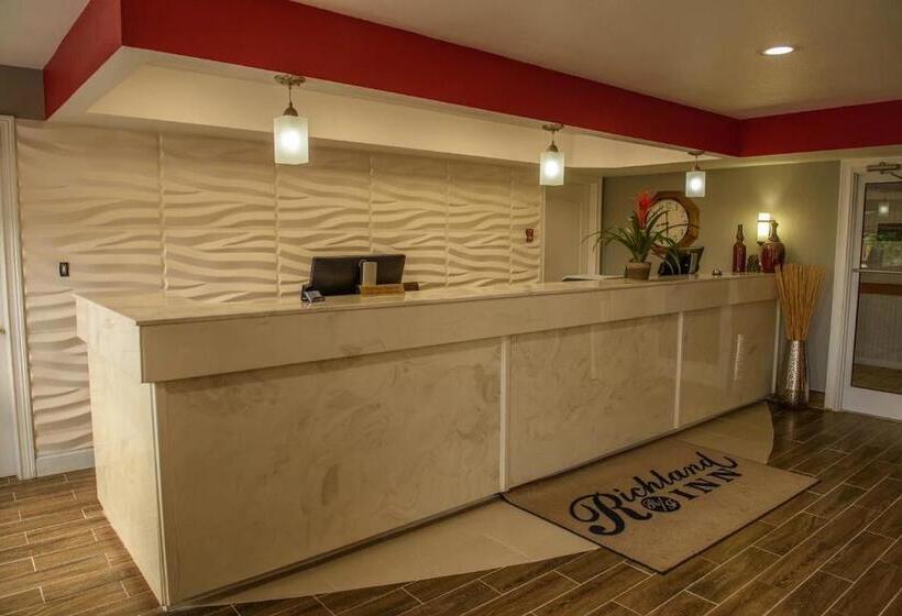 فندق Richland Inn