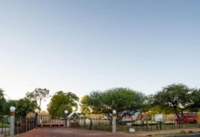 هتل Urbancamp.net Camping Leisure Windhoek