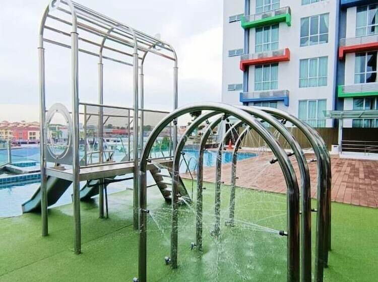 Fotos del hotel V8 Hotel Johor Bahru:  8