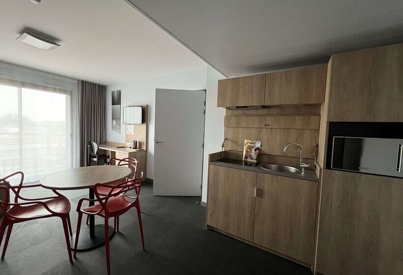 Kyriad Prestige Residence & Spa Cabourg Dives Sur Mer