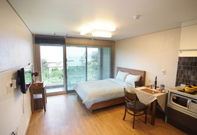 Badagaeso Pension Jeju