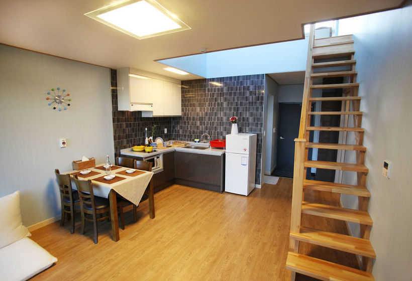 Badagaeso Pension Jeju