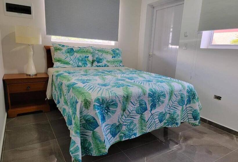 پانسیون Room In Apartment   Nice Apartament In Aruba