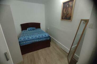 هاستل 717 Pizarro Guesthouse
