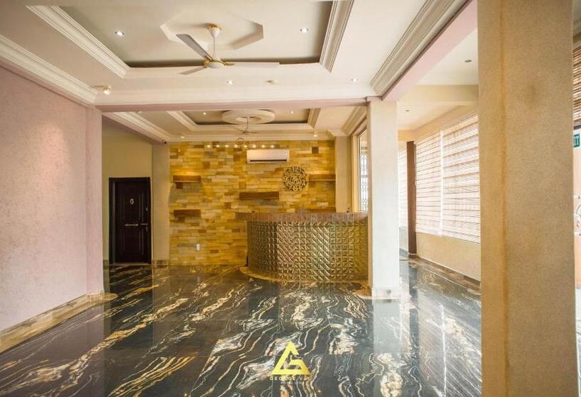 住宿加早餐  George Vee Hotel Ltd