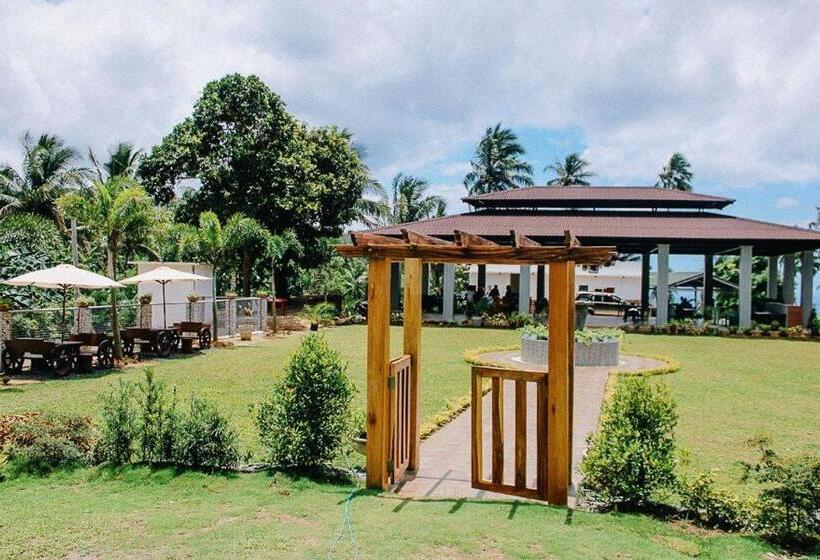 هتل Cocoland Farm Resort