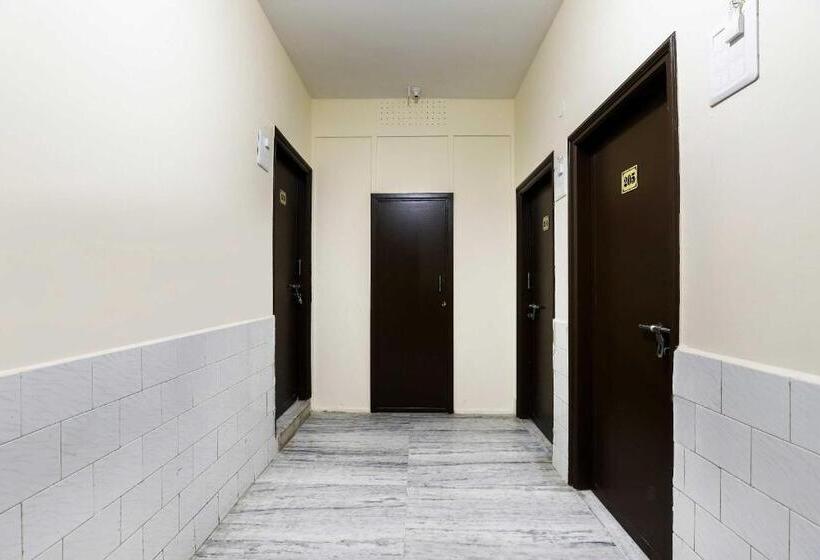Oyo Flagship Hotel Capital