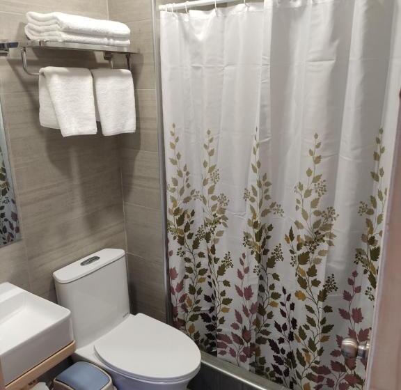 پانسیون Vistara Suites