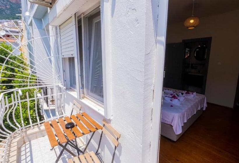 Vera Hotel Kaş