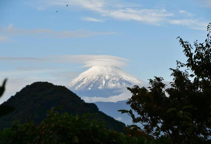 伊豆三津浜国際旅館しおさい
